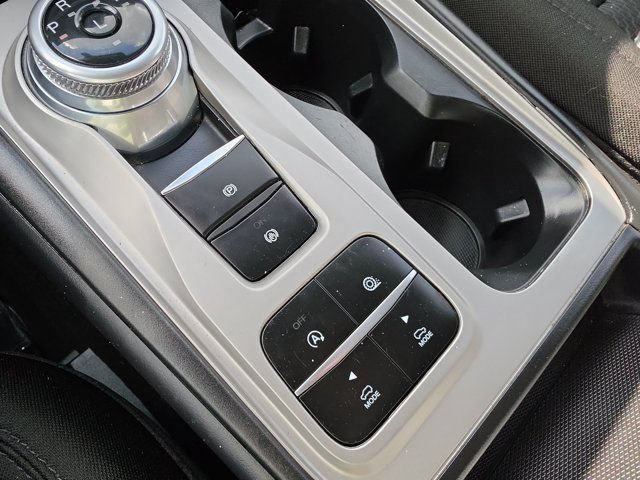 Certified 2023 Ford Explorer XLT RWD image 31