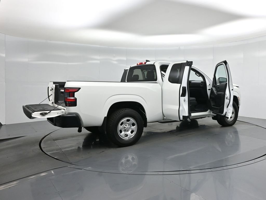 Used 2022 Nissan Frontier S w/ Technology Package image 6