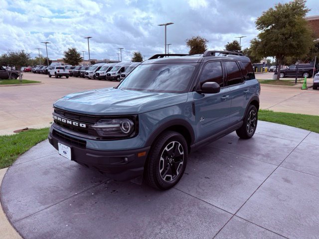Certified 2022 Ford Bronco Sport Outer Banks w/ Tech Package AWD/4WD image 3