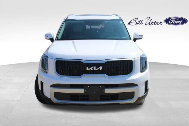 Used 2025 Kia Telluride EX w/ EX Captain's Chair Package FWD video 2