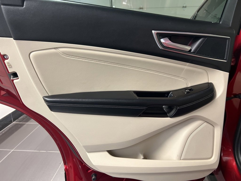 Certified 2017 Ford Edge Titanium w/ Equipment Group 301A image 36