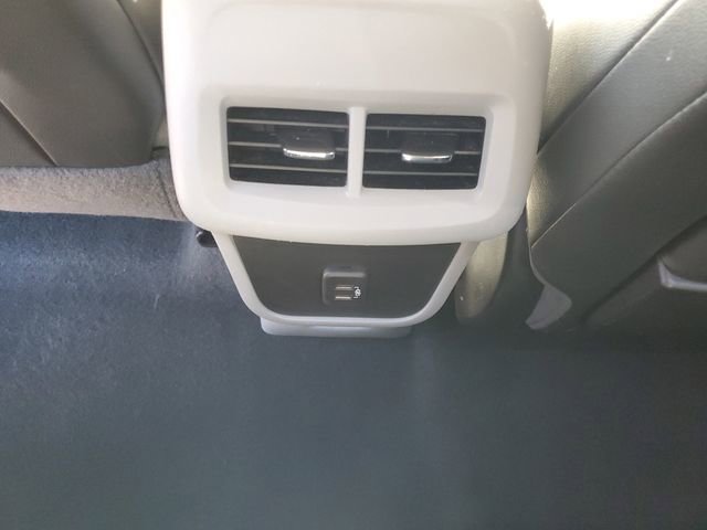 Used 2023 GMC Terrain SLT image 14