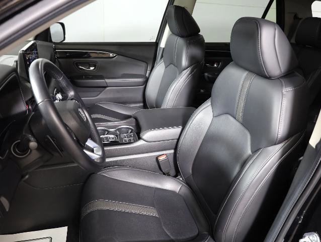 Used 2024 Honda Pilot Touring image 8