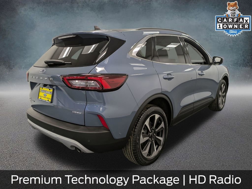 Certified 2023 Ford Escape Platinum w/ Premium Technology Package image 5