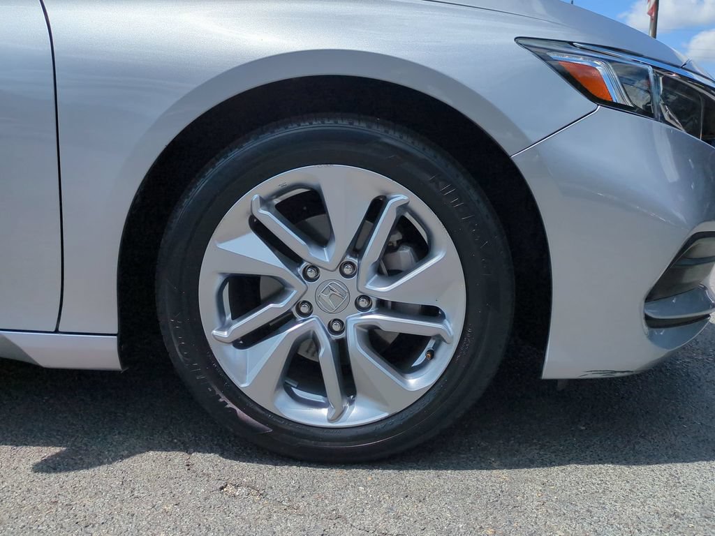 Used 2018 Honda Accord LX image 13