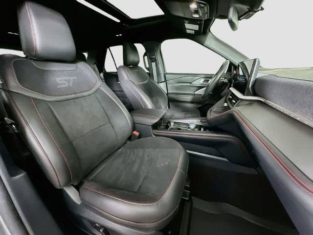 Certified 2025 Ford Explorer ST AWD/4WD image 15