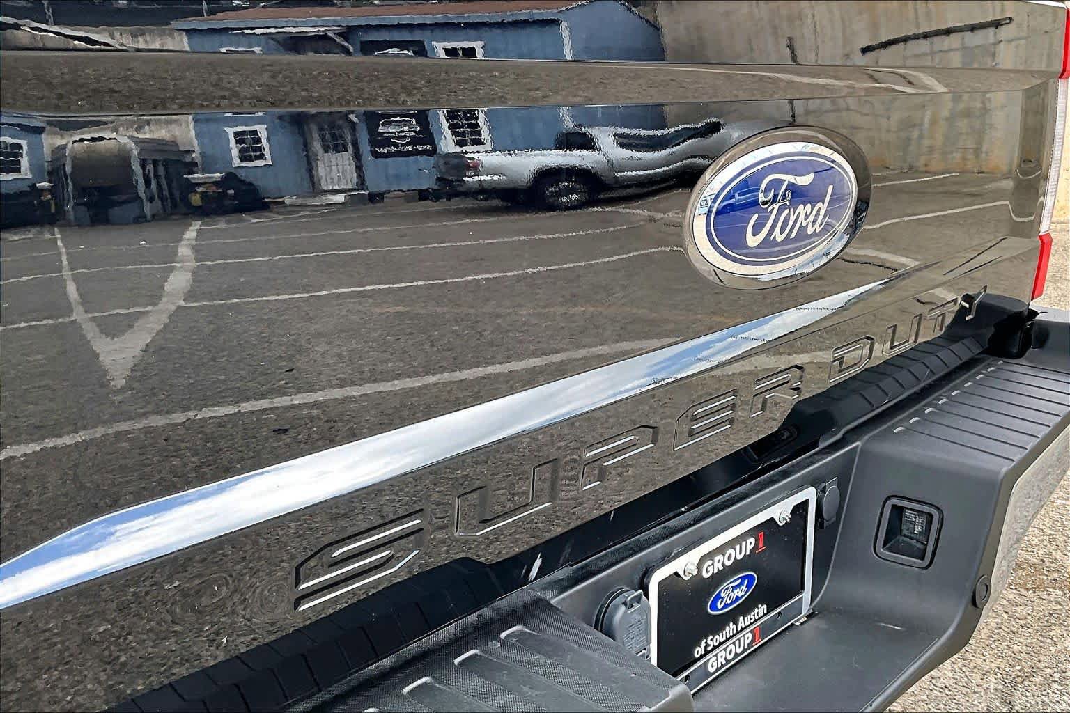 Certified 2019 Ford F450 Lariat w/ Lariat Ultimate Package AWD/4WD image 12