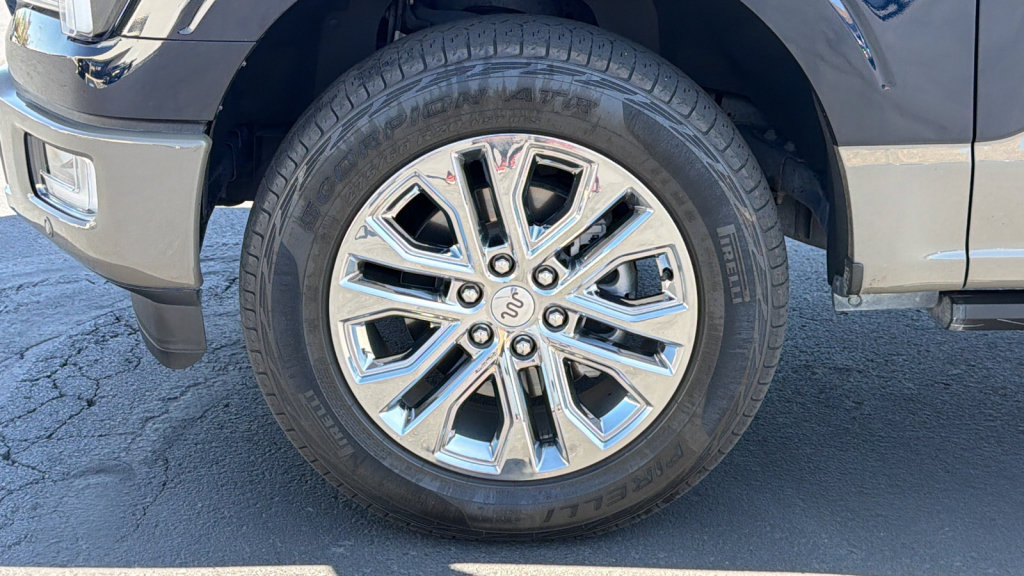 Certified 2025 Ford F150 King Ranch w/ FX4 Off-Road Package AWD/4WD image 9