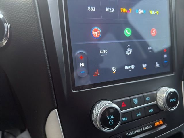 Certified 2024 Ford Edge SEL image 29