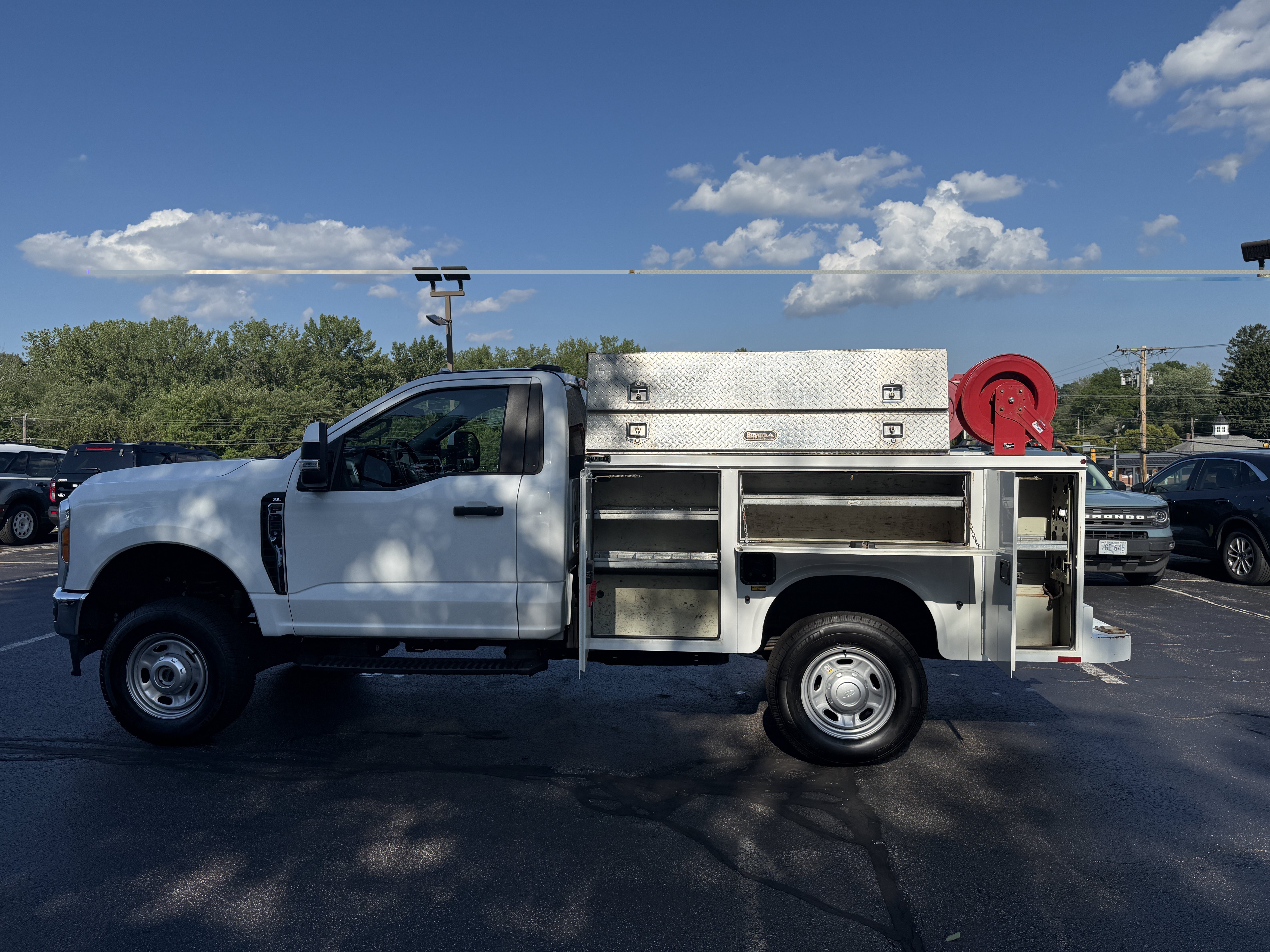 Certified 2023 Ford F350 XL w/ FX4 Off-Road Package AWD/4WD image 8
