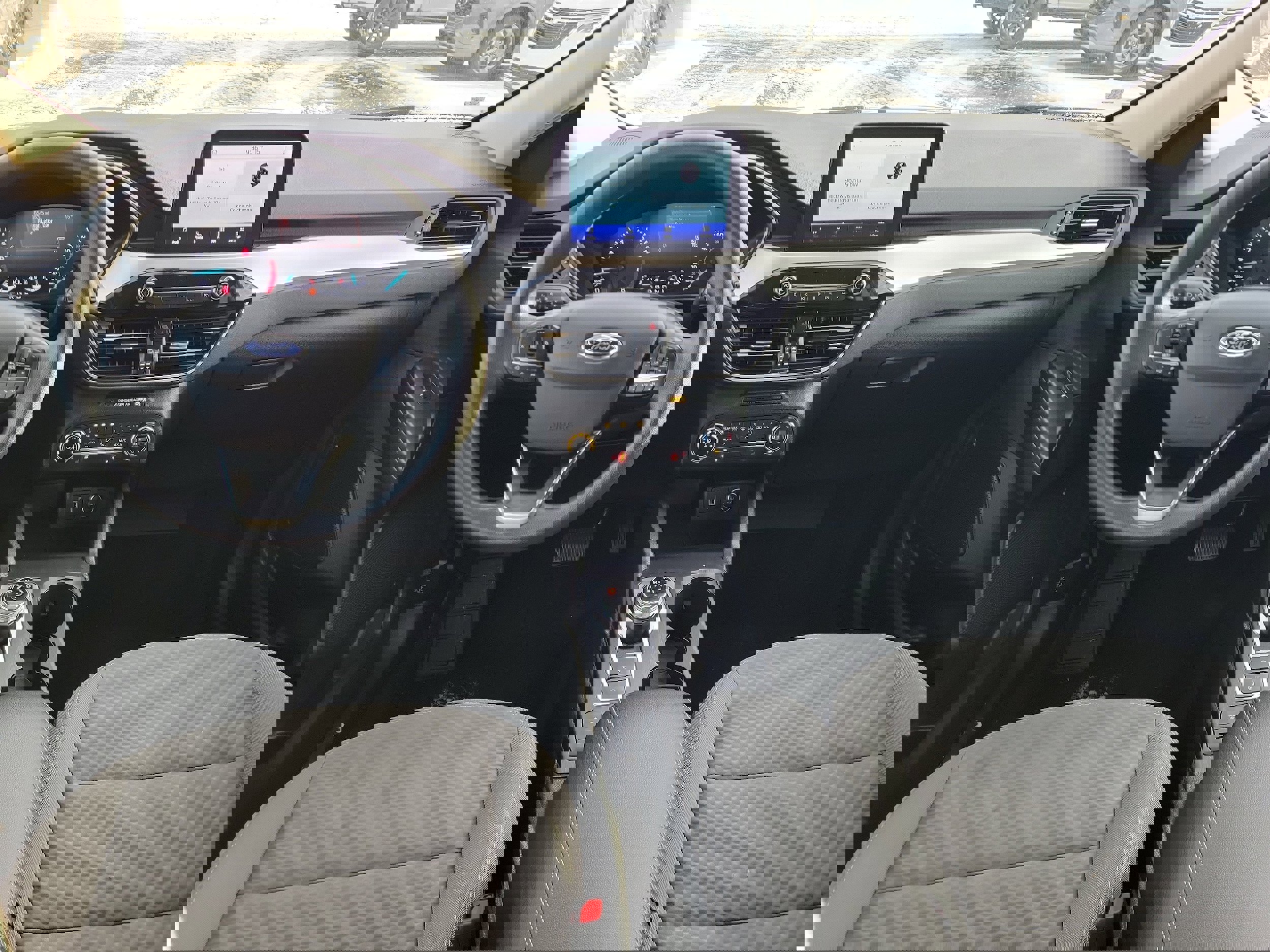 Certified 2020 Ford Escape SE image 12