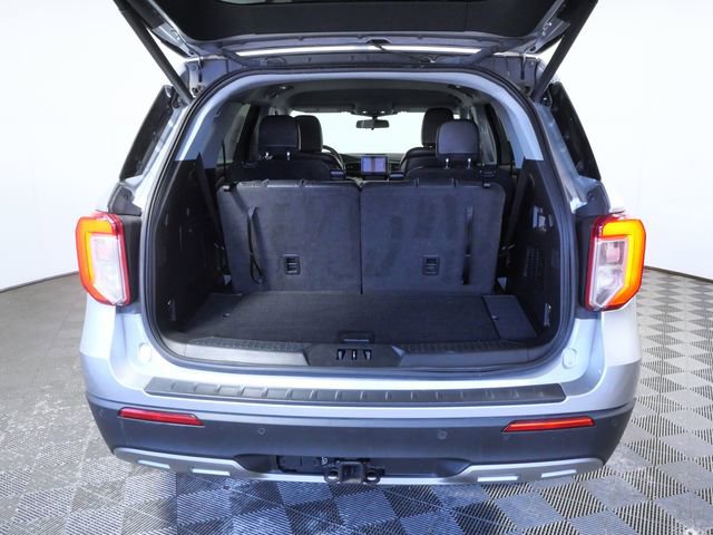 Certified 2020 Ford Explorer XLT w/ Equipment Group 202A image 9