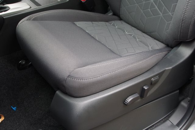 Used 2026 Nissan Frontier SV RWD image 15