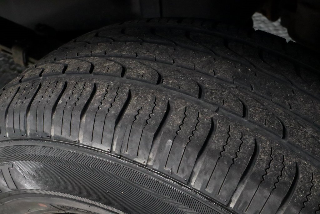 Certified 2019 Ford F150 XLT w/ Equipment Group 302A Luxury image 20