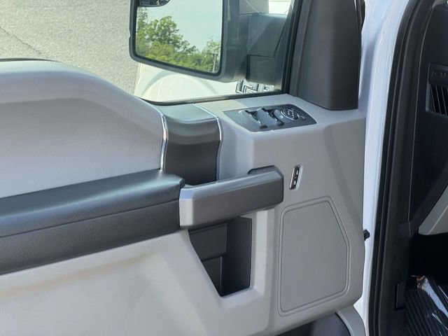 Certified 2019 Ford F150 XLT w/ Equipment Group 302A Luxury AWD/4WD image 15