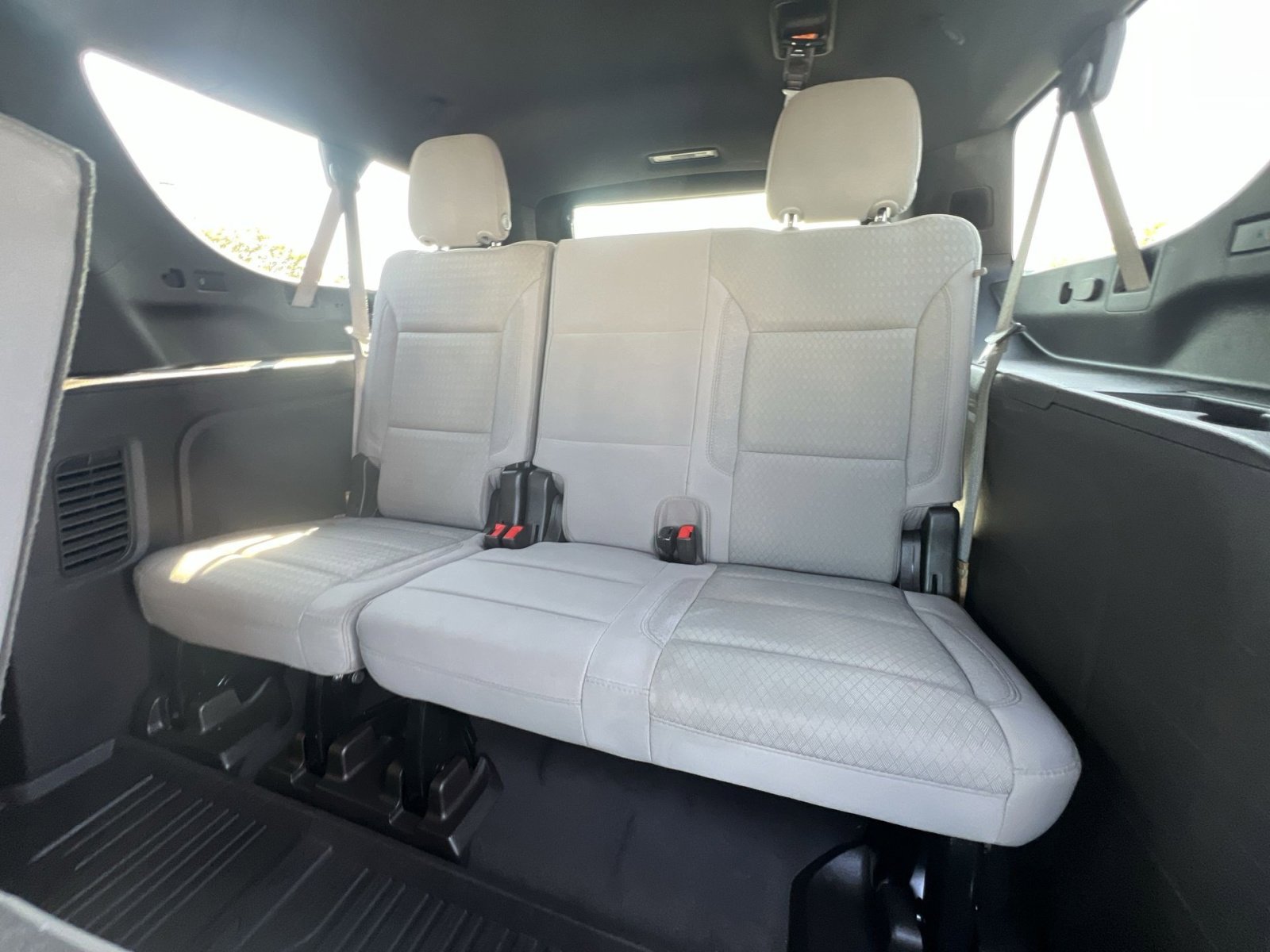 Used 2021 GMC Yukon XL SLE AWD/4WD image 32