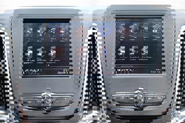 Used 2021 Chevrolet Equinox LT image 12