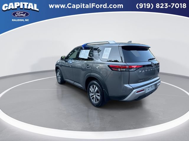 Used 2022 Nissan Pathfinder SL FWD image 6