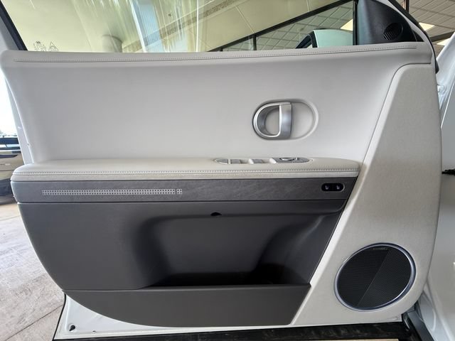 Used 2024 Hyundai Ioniq 5 Limited AWD/4WD image 22