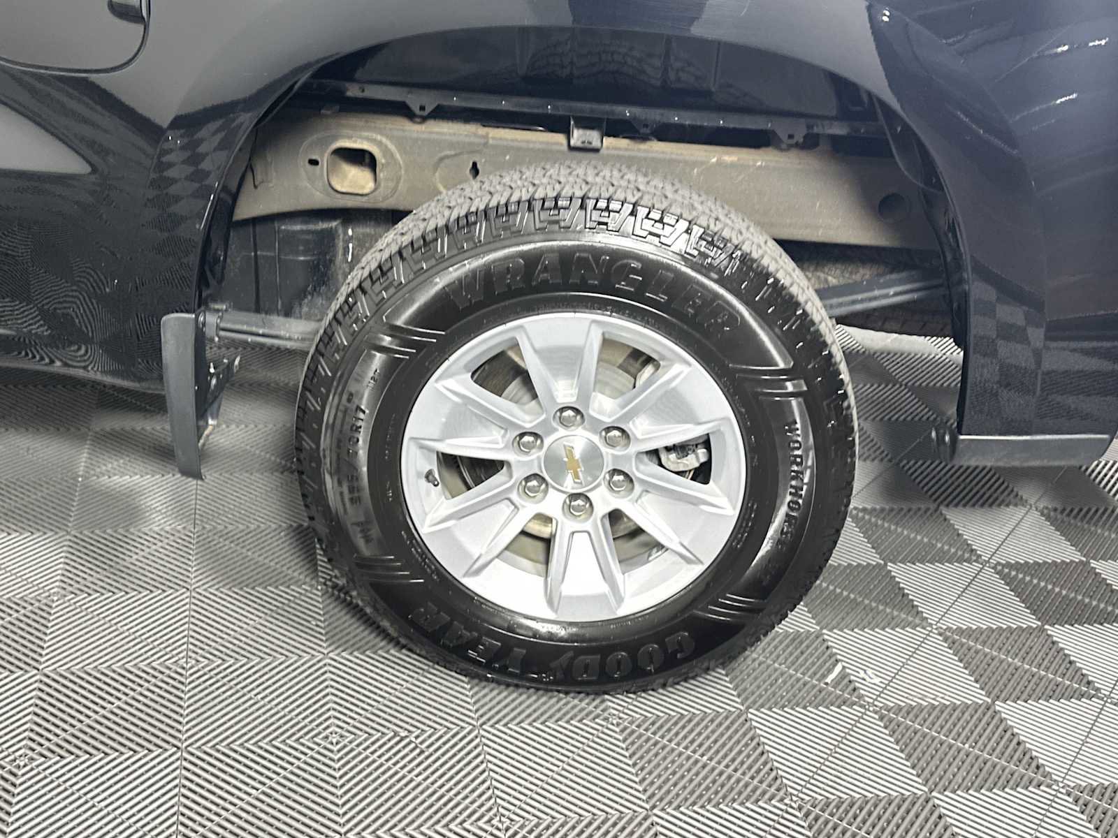 Used 2025 Chevrolet Silverado 1500 LT image 22