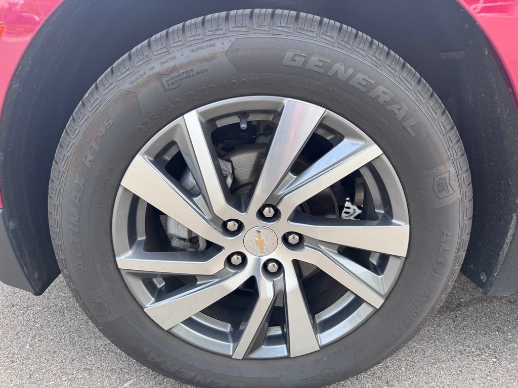 Used 2023 Chevrolet Equinox Premier AWD/4WD image 9