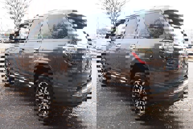 Used 2021 Toyota 4Runner Limited image 5