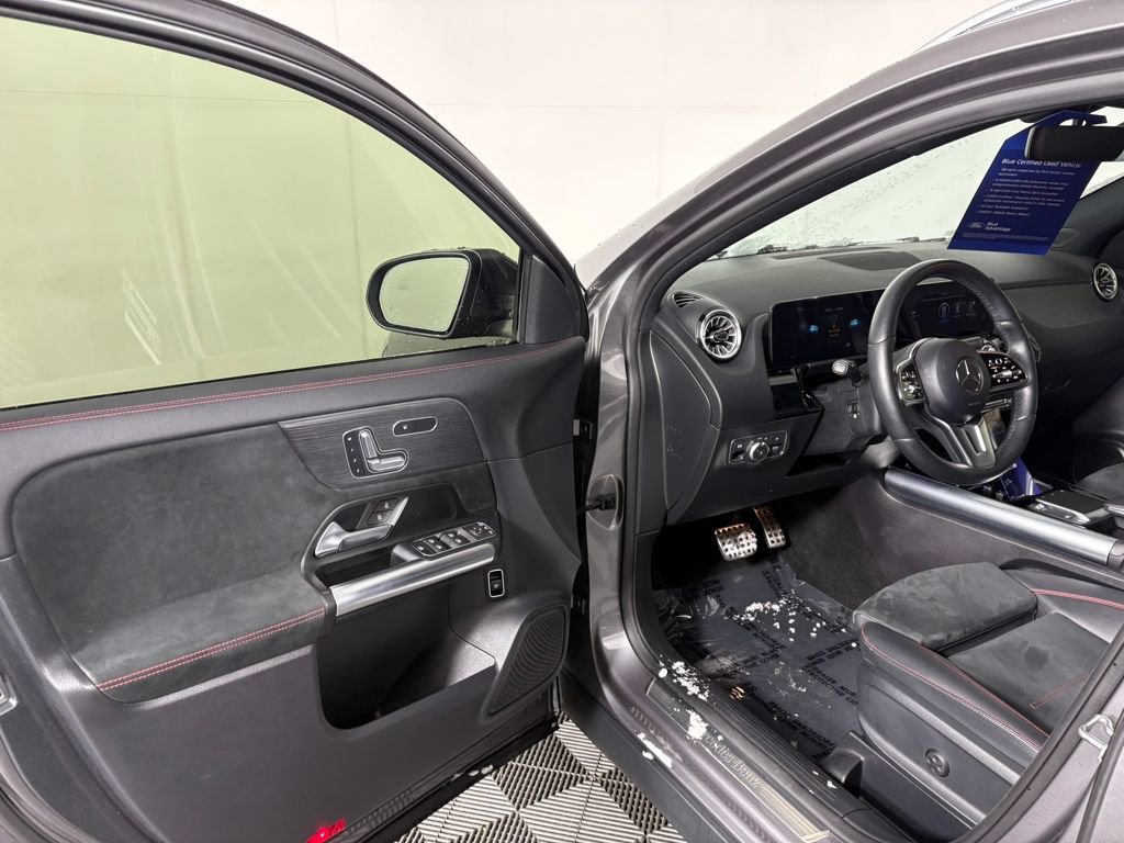 Used 2023 Mercedes-Benz GLA 250 4MATIC image 12