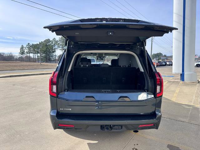 Certified 2025 Ford Expedition Active image 28