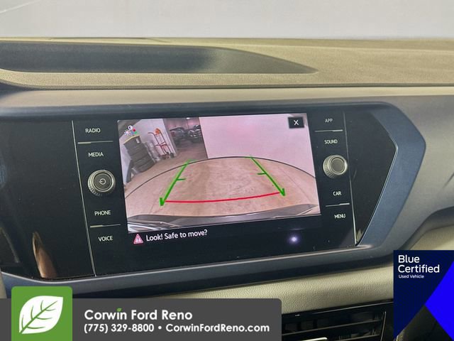 Used 2023 Volkswagen Taos SE w/ Panoramic Sunroof Package image 17