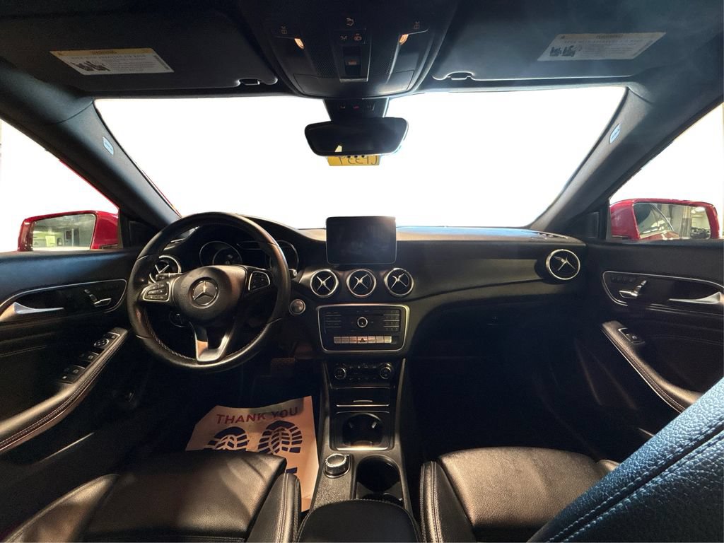 Used 2018 Mercedes-Benz CLA 250 4MATIC image 32