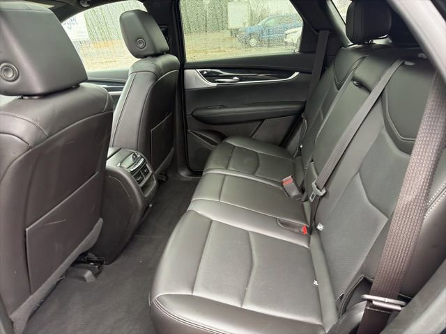 Used 2023 Cadillac XT5 Premium Luxury image 17
