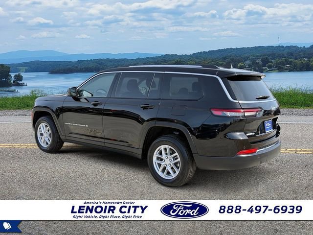 Used 2023 Jeep Grand Cherokee L Laredo image 3