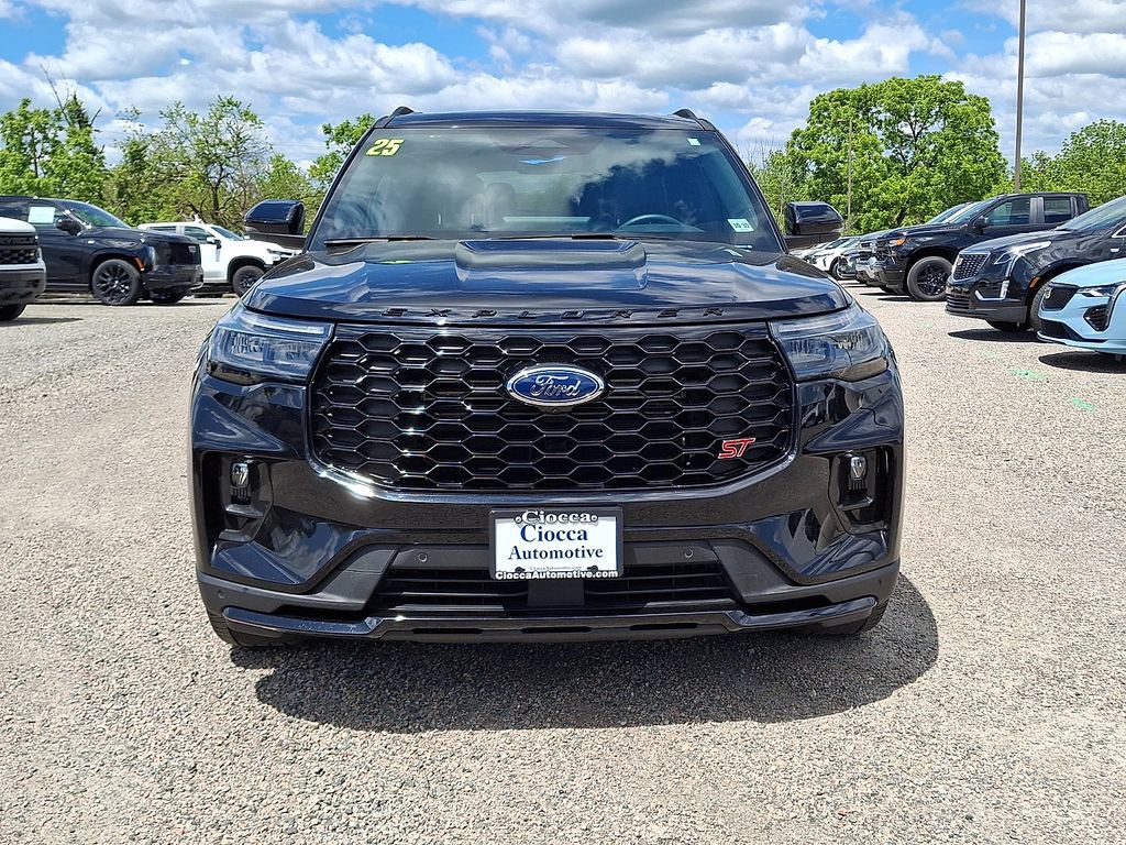 Certified 2025 Ford Explorer ST w/ Sun And Sound Package AWD/4WD image 5