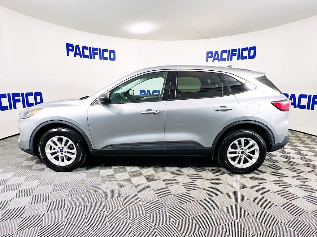 Certified 2022 Ford Escape SE image 6