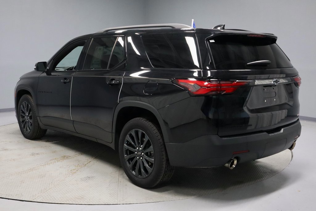 Used 2023 Chevrolet Traverse RS w/ LPO, Floor Liner Package image 3