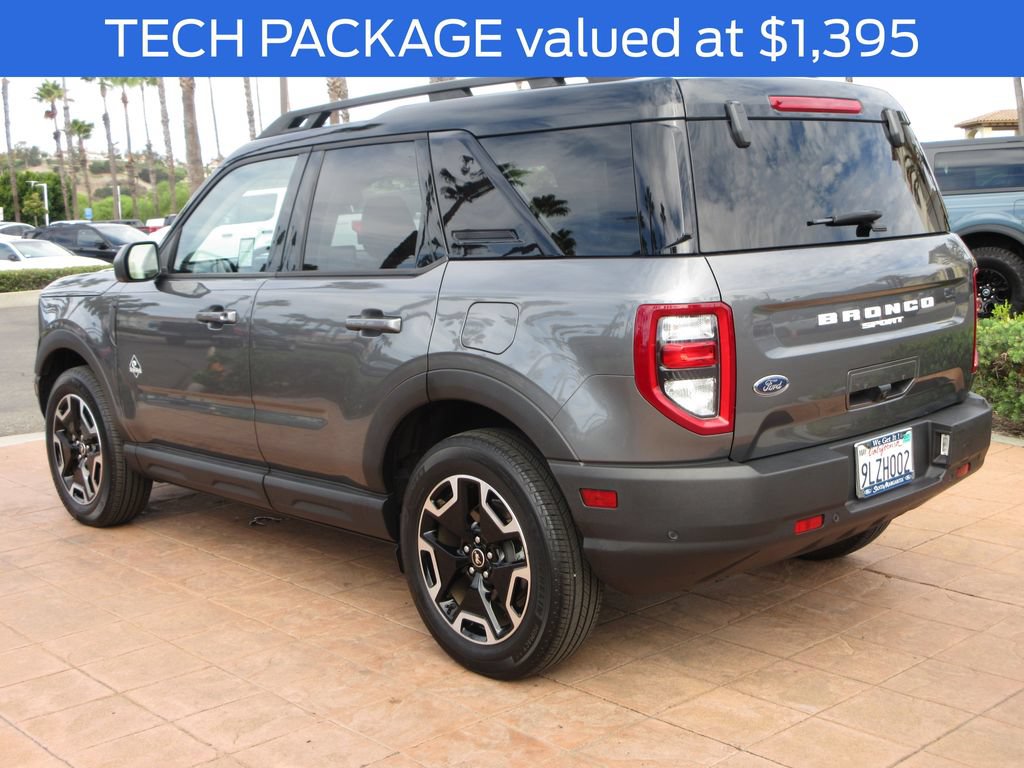 Certified 2024 Ford Bronco Sport Outer Banks w/ Tech Package AWD/4WD image 2