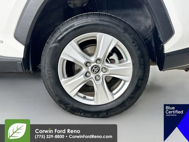 Used 2021 Toyota RAV4 XLE w/ Convenience Package AWD/4WD image 34