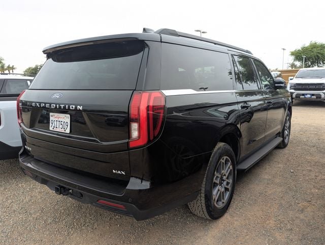 Certified 2025 Ford Expedition Max Active AWD/4WD image 6