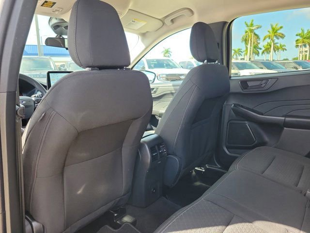 Certified 2025 Ford Escape Active FWD image 14