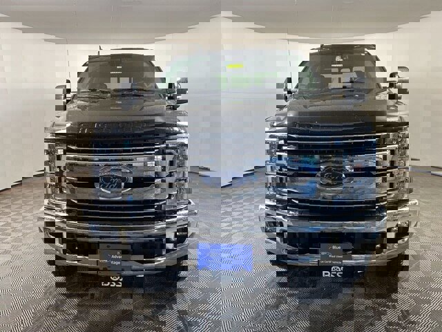 Certified 2019 Ford F350 Lariat w/ Lariat Ultimate Package image 6