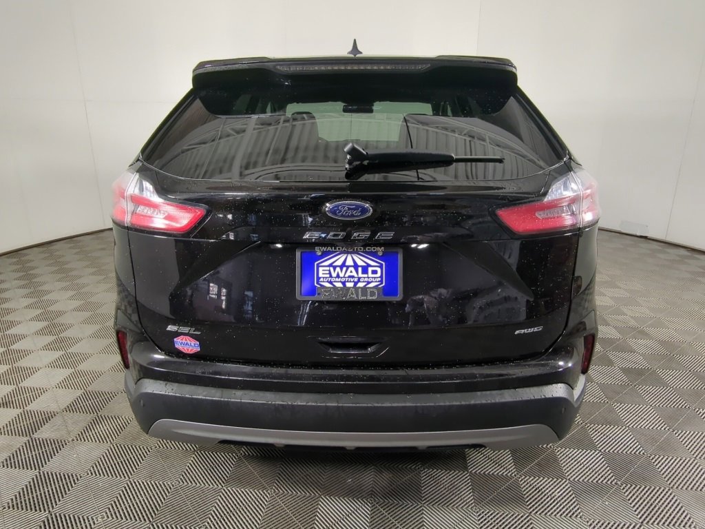 Certified 2024 Ford Edge SEL image 4