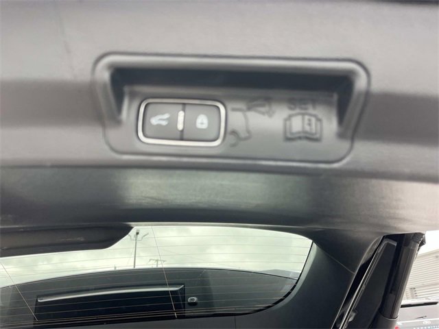 Certified 2022 Ford Explorer XLT w/ Equipment Group 202A image 13