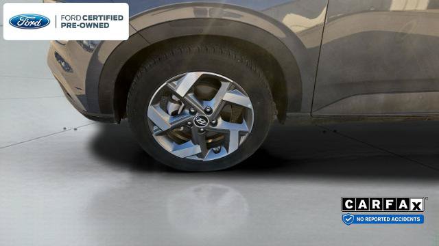 Used 2025 Hyundai Venue SEL FWD image 33