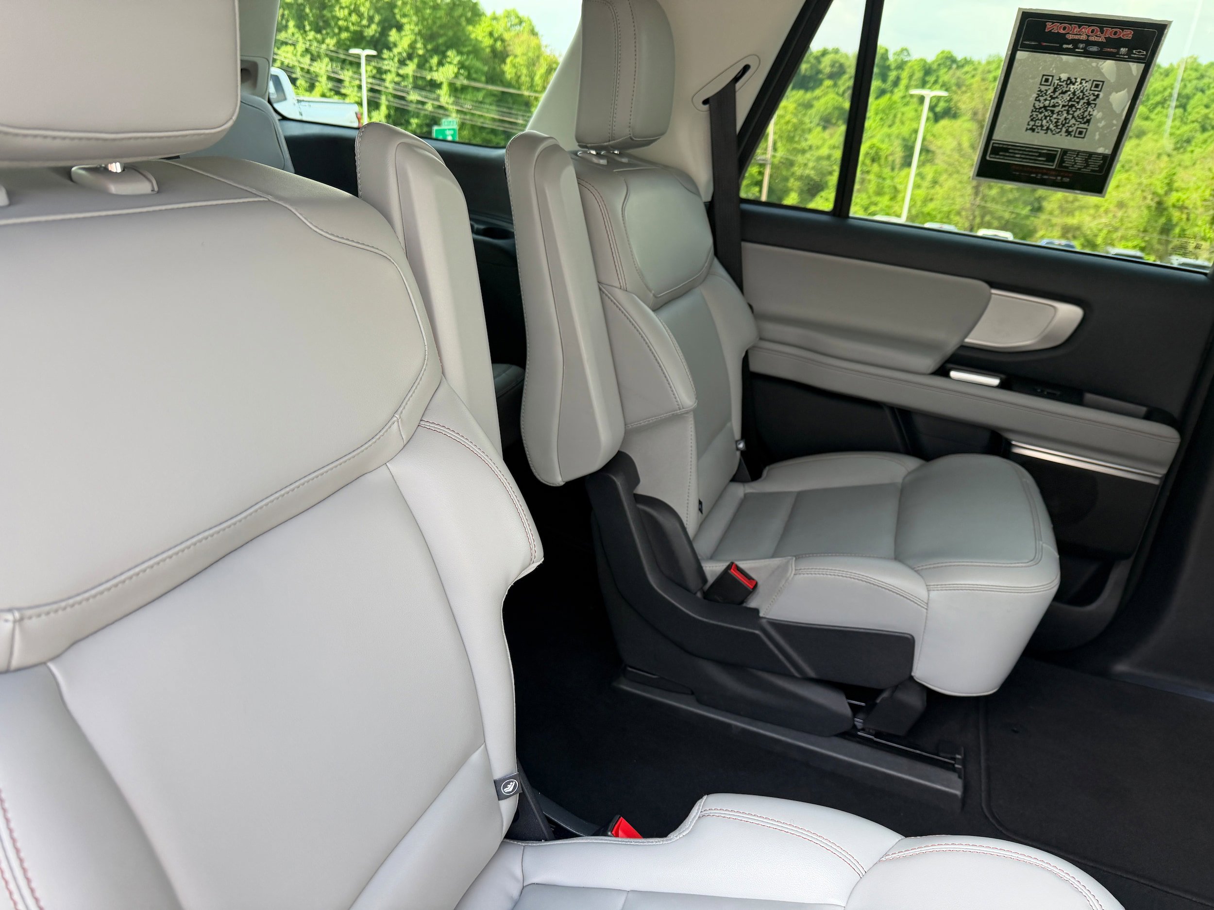 Certified 2025 Ford Expedition Active AWD/4WD image 23