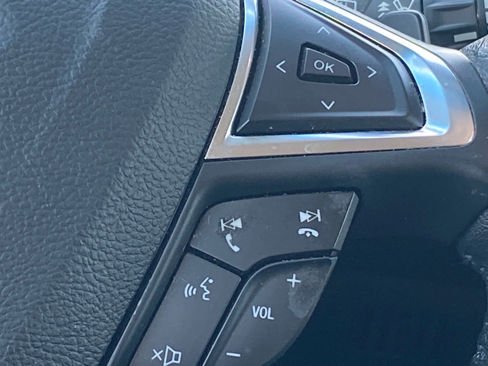 Certified 2019 Ford Edge SEL w/ Equipment Group 201A AWD/4WD image 10