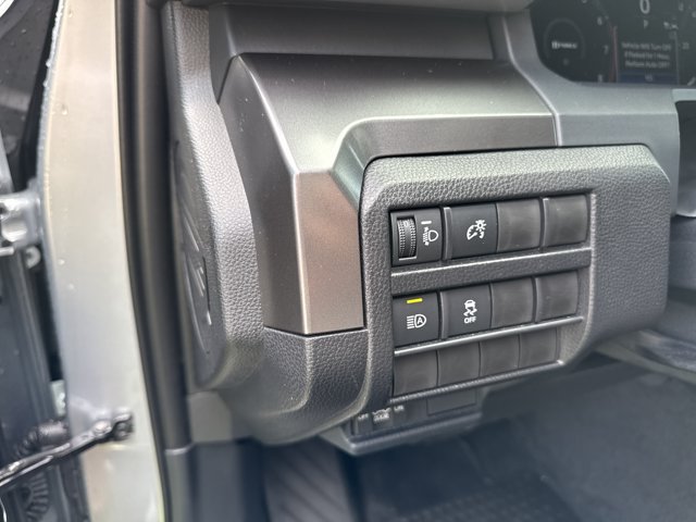 Used 2025 Toyota Tacoma TRD Off-Road AWD/4WD image 16
