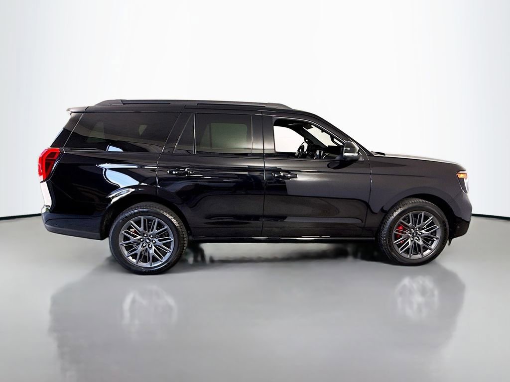 Certified 2025 Ford Expedition Platinum w/ Stealth Performance Package AWD/4WD image 8