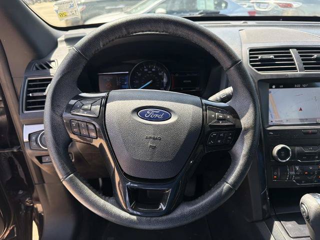 Certified 2019 Ford Explorer XLT w/ Equipment Group 202A FWD image 25