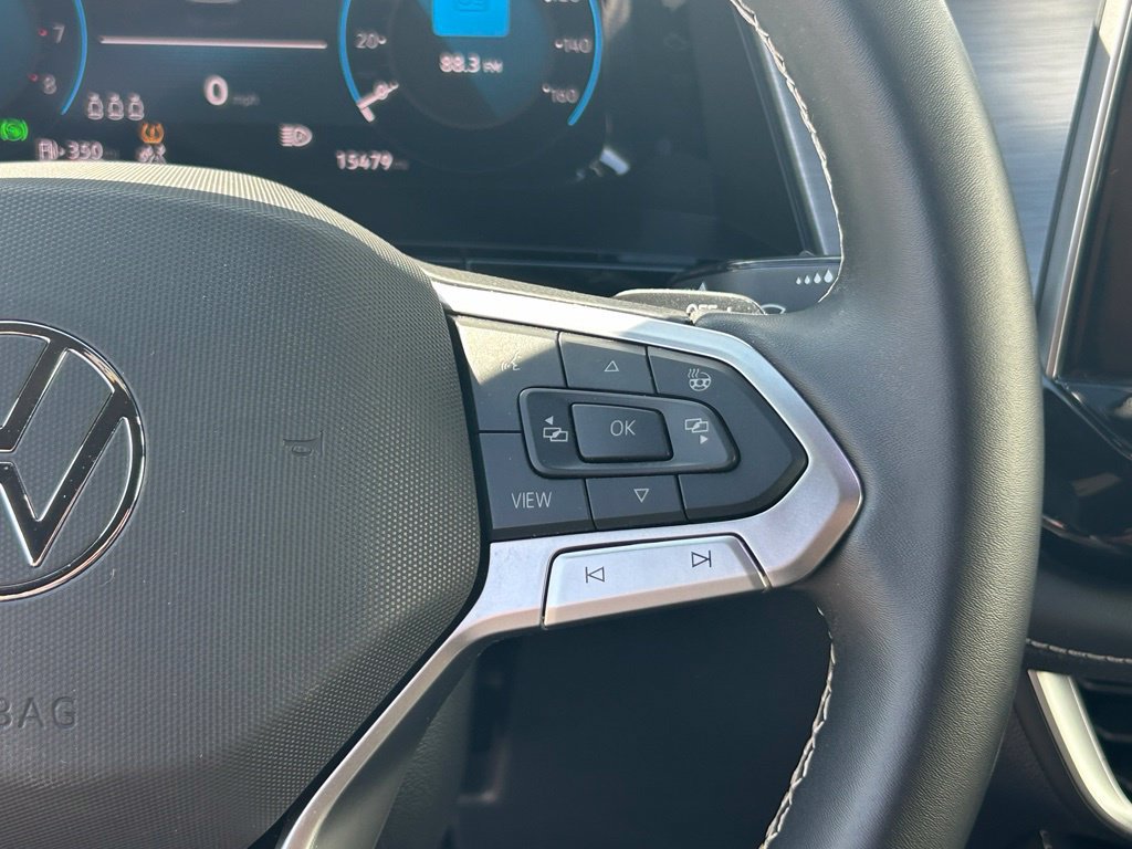 Used 2026 Volkswagen Atlas Cross Sport SE FWD image 35