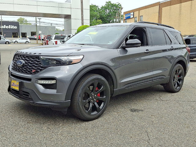 Certified 2023 Ford Explorer ST w/ Equipment Group 401A AWD/4WD image 4